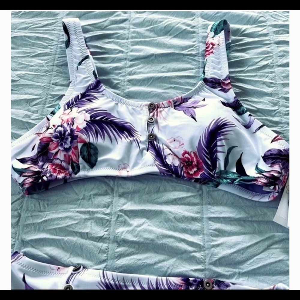 Jessica Simpson Floral Swimsuit Top White Pink Purple Size l